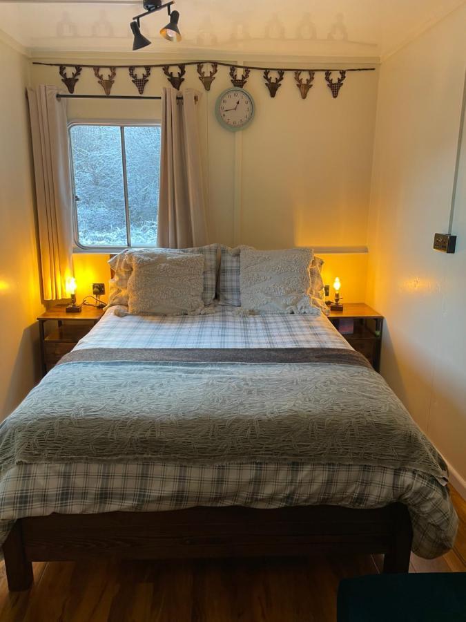 The Cabin, Stronua. A Beautiful 1 Bedroom Cabin. Форт Аугустус Экстерьер фото